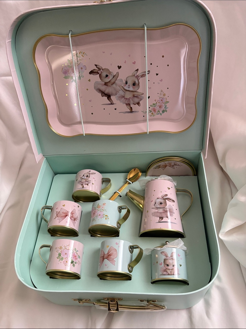 Girl's Play Tea Party Ballet Bunny in Tutu Tin Tea Set w Case New - Picture 7 of 16